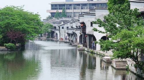 浙江西塘古镇、桐庐OMG心跳乐园、网红龙鳞坝、锦绣风水洞纯玩三日游